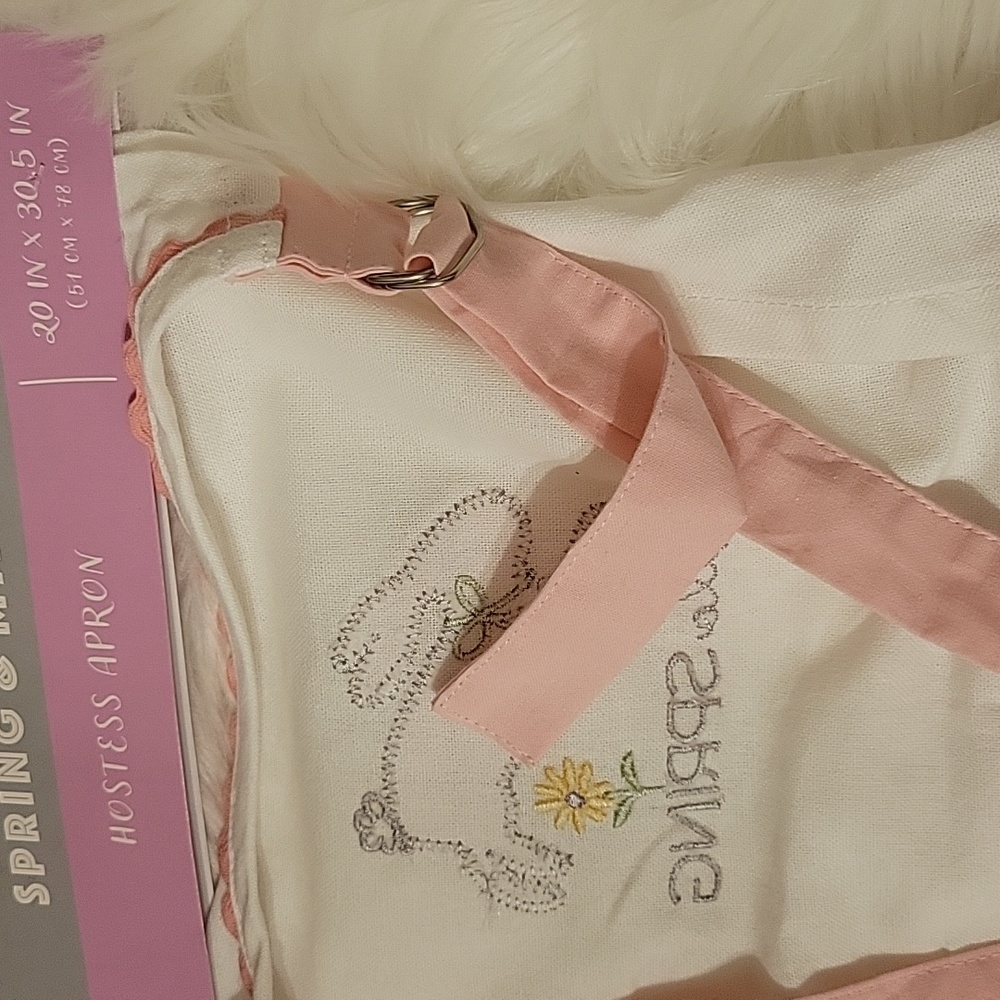 Spring & Main hostess apron embroidery bunny rabbit flower pink Lilac plaid …New - Picture 6 of 9